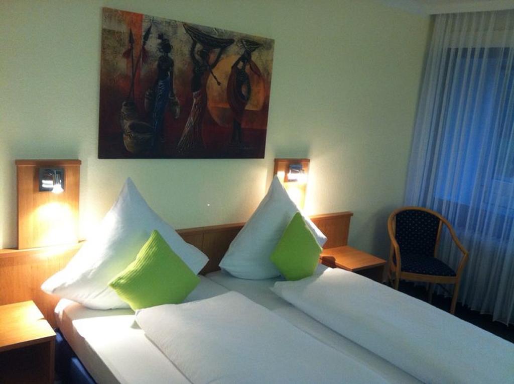 Stadthotel Бад Фалингбостел Стая снимка