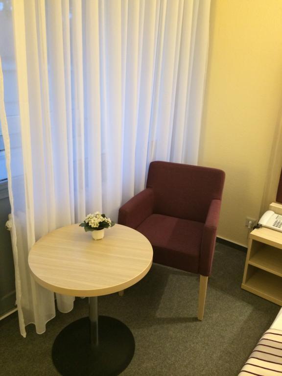 Stadthotel Бад Фалингбостел Стая снимка
