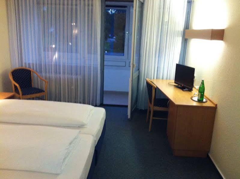 Stadthotel Бад Фалингбостел Екстериор снимка
